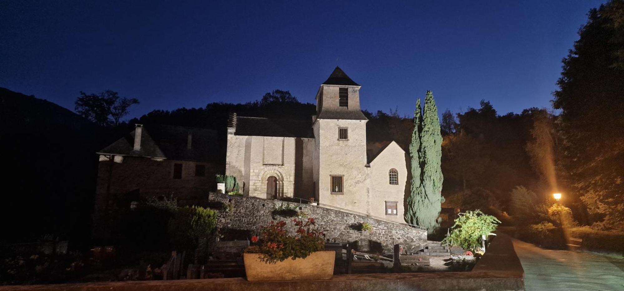 Profiter En Famille Au Viscos. Villa Geu Luaran gambar