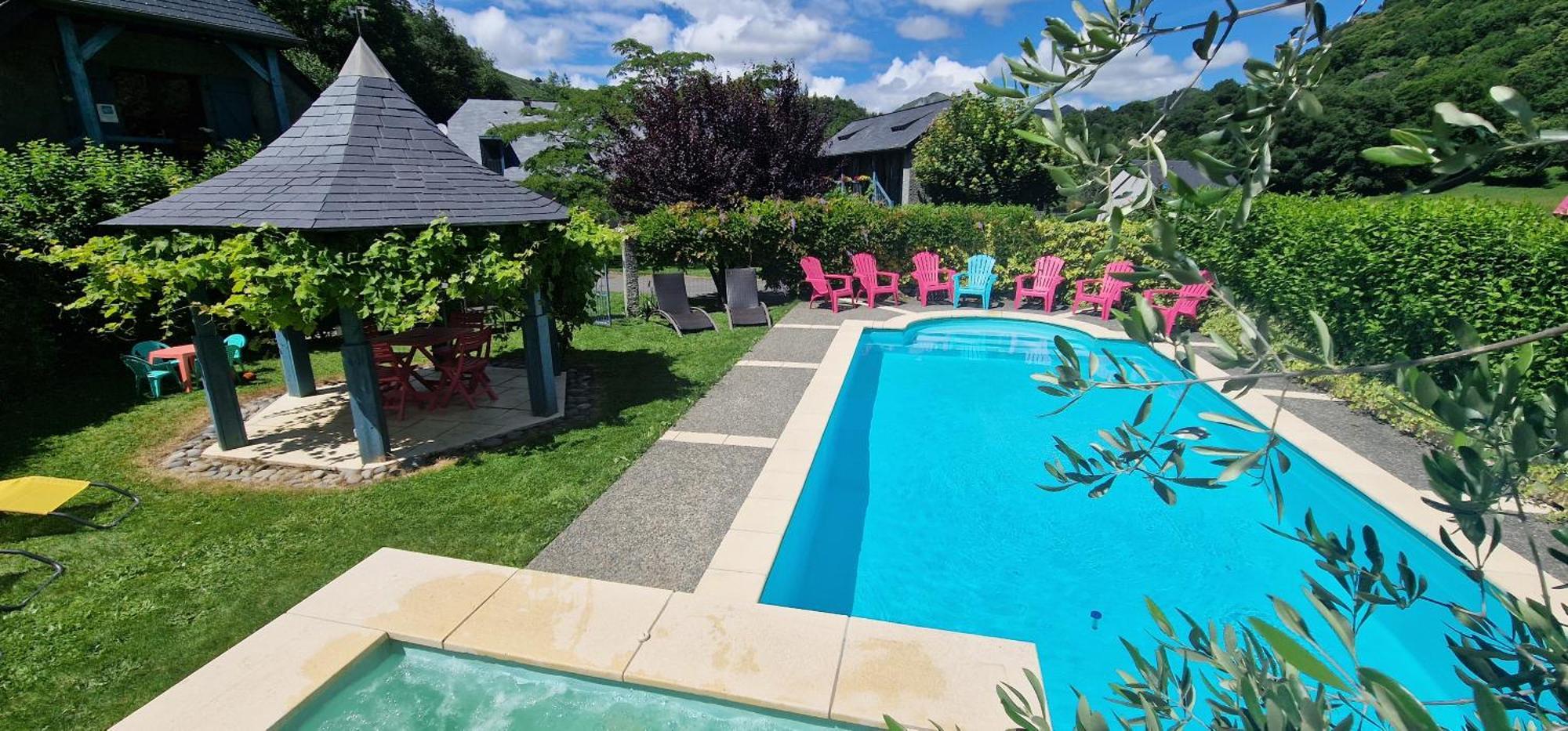 Profiter En Famille Au Viscos. Villa Geu Luaran gambar